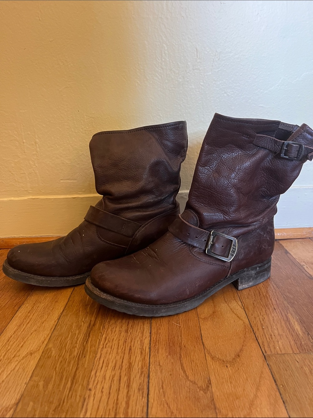 Frye Boots- Veronica Flex Short